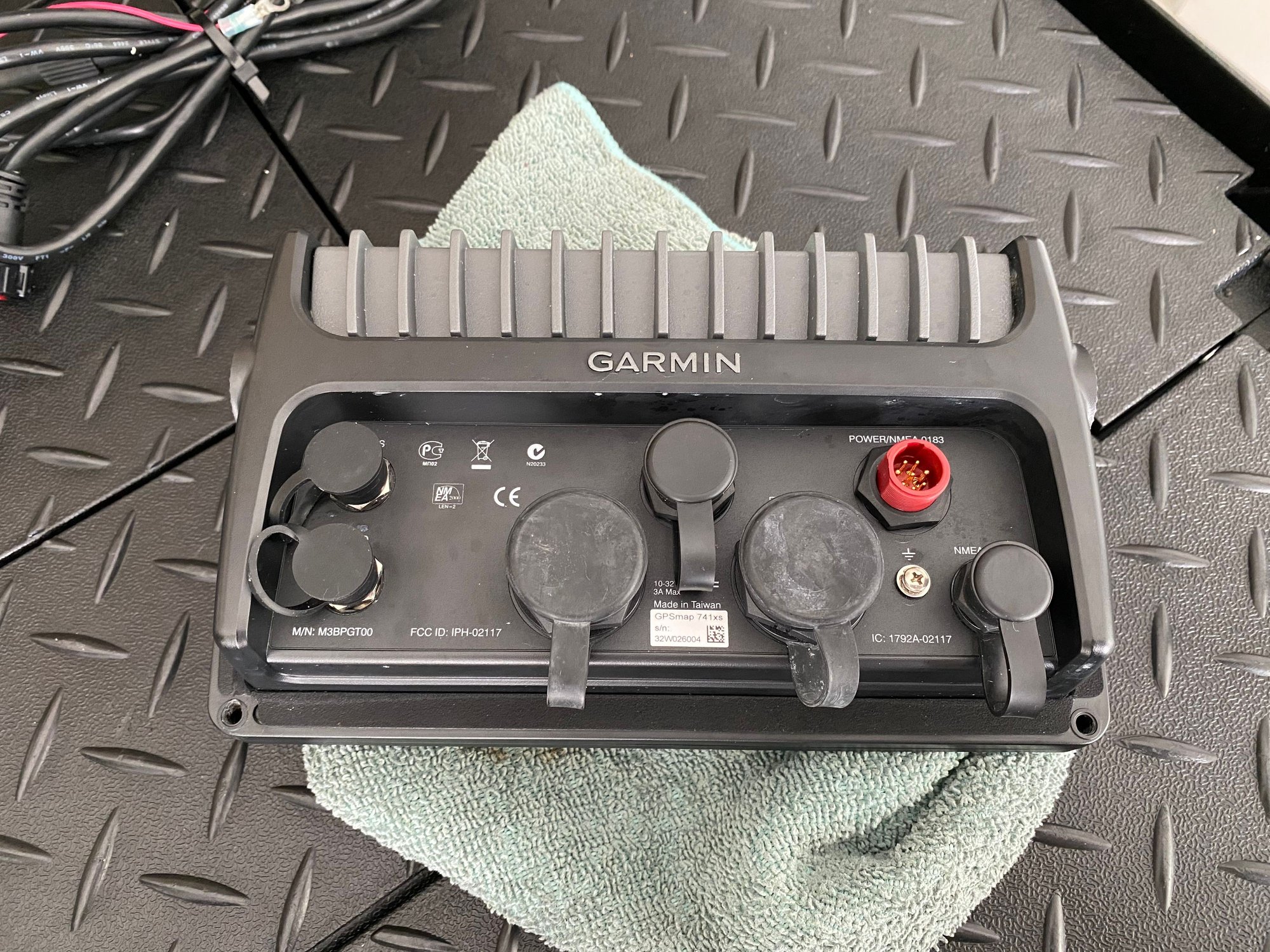 Garmin GPSmap 741xs with Transducer The Hull Truth Boating and