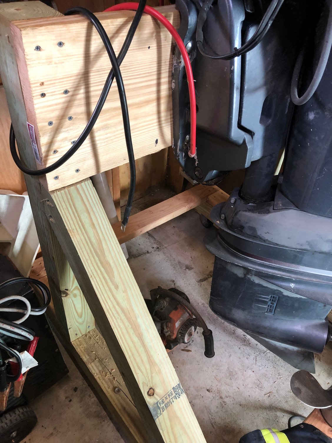 Outboard stand for bigger outboards (150+) The Hull Truth Boating