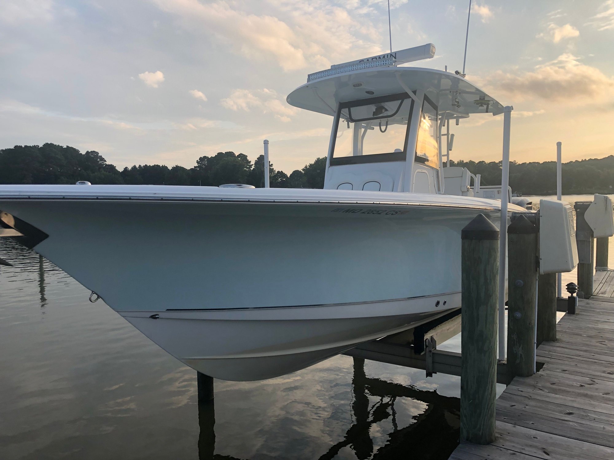 New PHOTOS Price DROP! 2017 Sea Hunt Gamefish 30 with Tower! The Hull