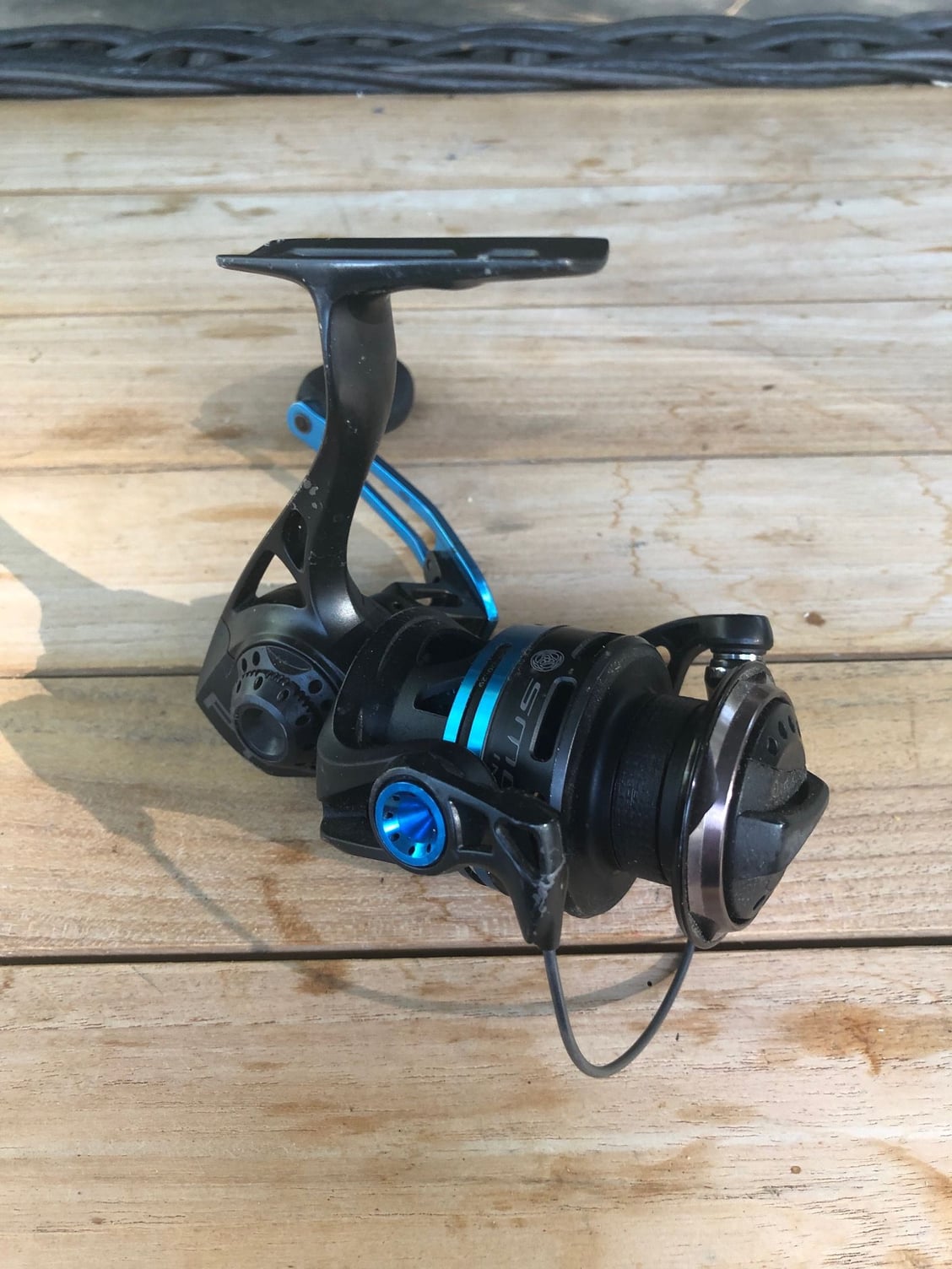 Quantum Inshore Smoke PT-25 (2500) Spinning Reel - The Hull Truth