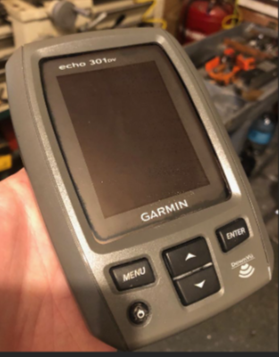 Last-ditch effort to clean Garmin fish finder screen - The Hull Truth -  Boating and Fishing Forum