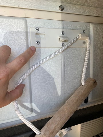 How Would You Fix This Igloo 162 Qt Marine Cooler Page 2 The Hull Truth Boating And Fishing Forum