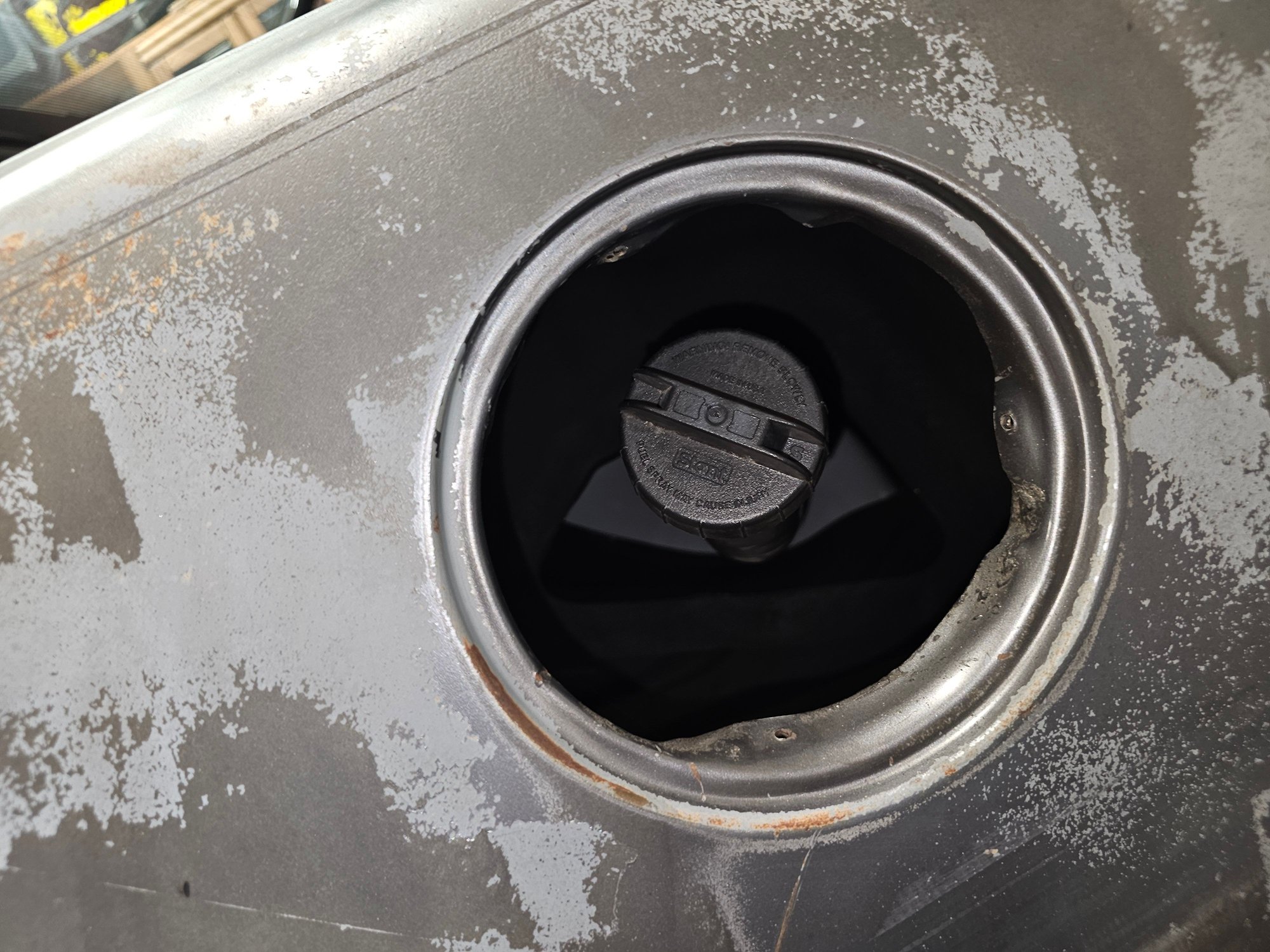 You need to run a 4th gen vented cap with the JEGS tank, but they dont tell you that online. 