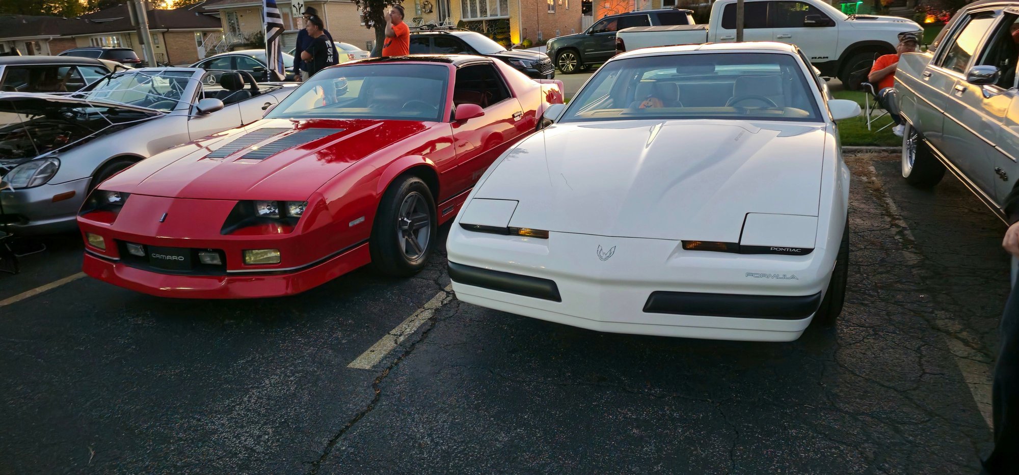 Oct 16th 2025 Norridge IL Cat Show my 1987 Iroc and my buddies 1989 Fromula