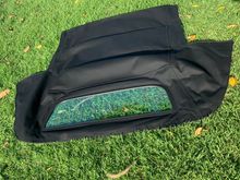 Black Convertible Top w Glass Window