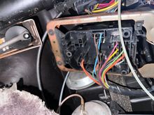 Blue brown wire, I can feel the relay on top and feel the clicking from that one 