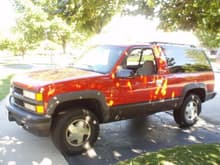 new to me april 2011 daily driver  95 chevy hoe sport 4x4  350 sbc  cold a/c power everything