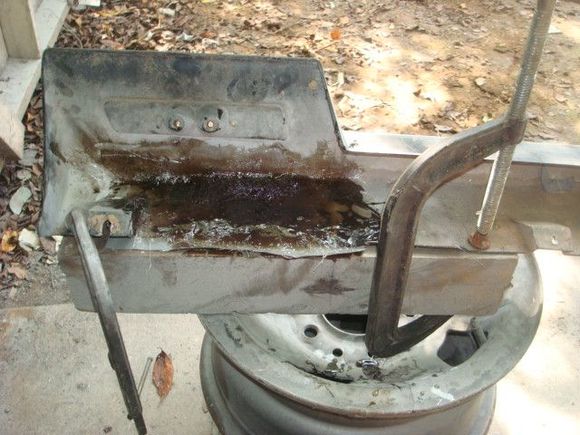 Clamping it to a 4x4 so it doesnt twist or warp as it cures.