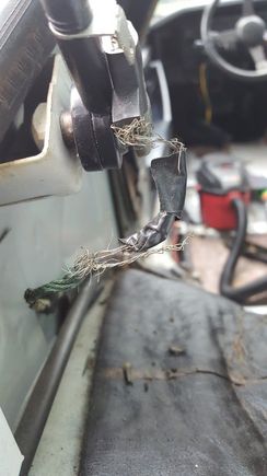 This hatch defrost wire has seen better days. Anyone know if they make these new?