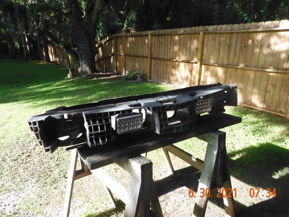 Mounted the lights to the aluminum support with a few modifications.