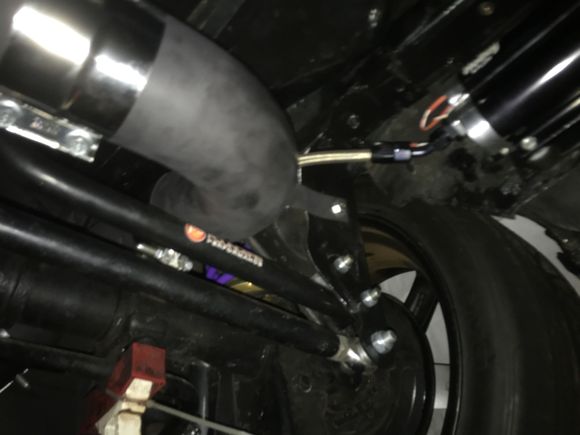 It drops the frame mount over 2" by looking at the pic.