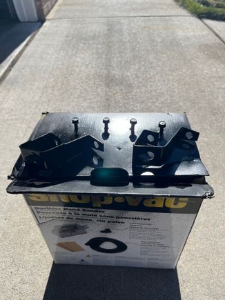 Bump stops mounts for the hood painted as well. 