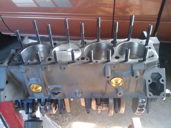 arp head studs flat top pistons