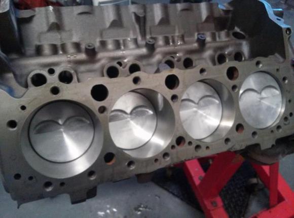 Hyperutectic pistons