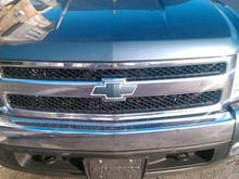 front bowtie