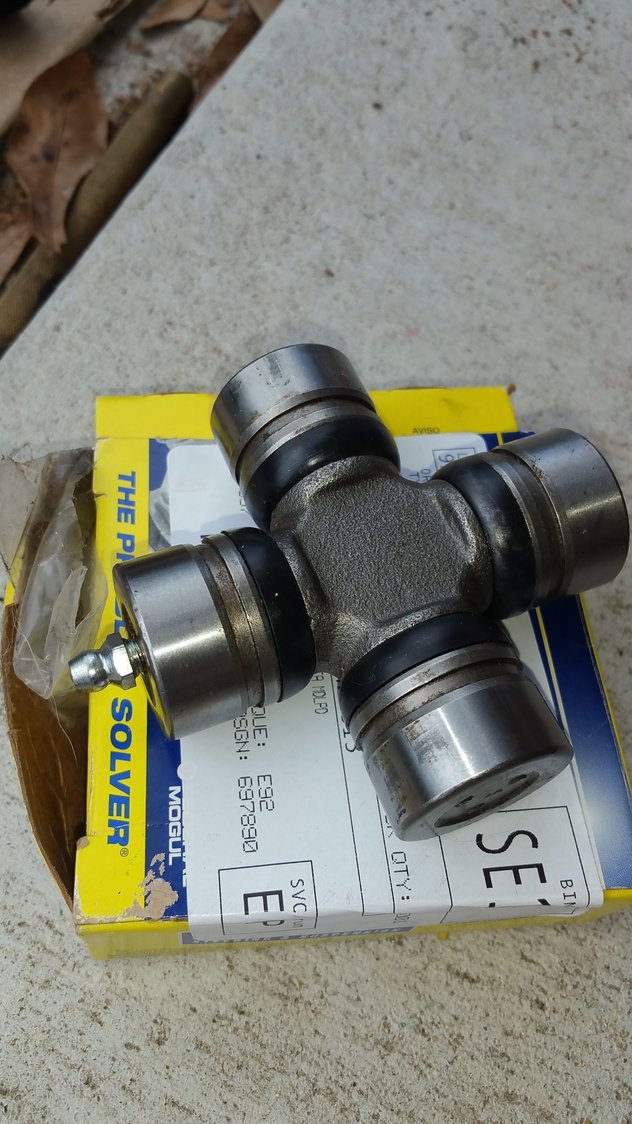 Zerk fittings on ujoint body impossible to reach? (Pic) YotaTech Forums