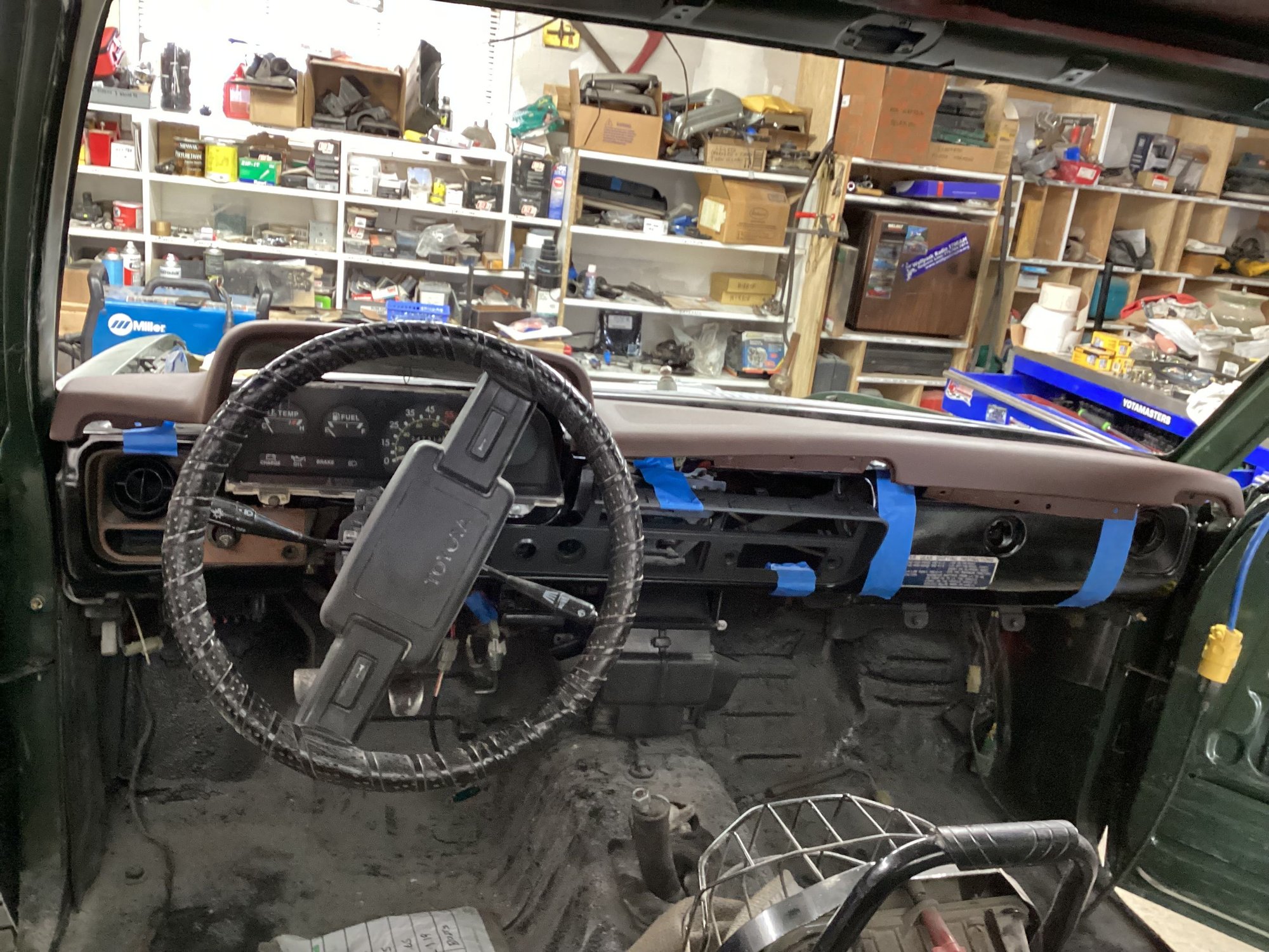 Just verifying no dash pieces are missing. The dash pad came new from a dealer, far left and far right pieces from eBay, middle section from a 3D printer/seller and the glove box came with the truck. SEM paint sounds like it�s pretty good so now it�s time to buy a can and standardize the dash components color. 