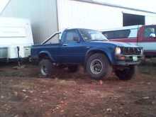 This is the 79 that my uncle wont give up i love that pickup