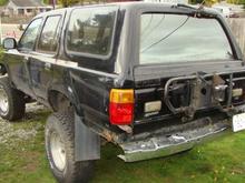 Has a 4" or 5" body lift