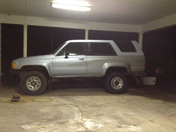 Added some rear add a leafs and shackles to level it.