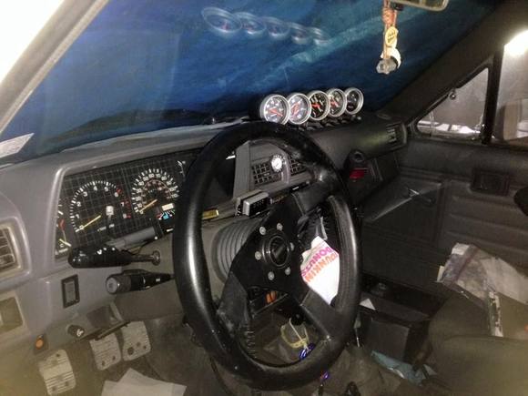 Being Hauled out of storage
Interior reeked of mouse piss and mold
Hence the bag over the stick shift - the knob plastic was all sticky...