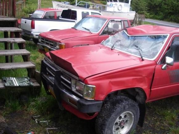Parts pillaging off friend's rolled rig donor
