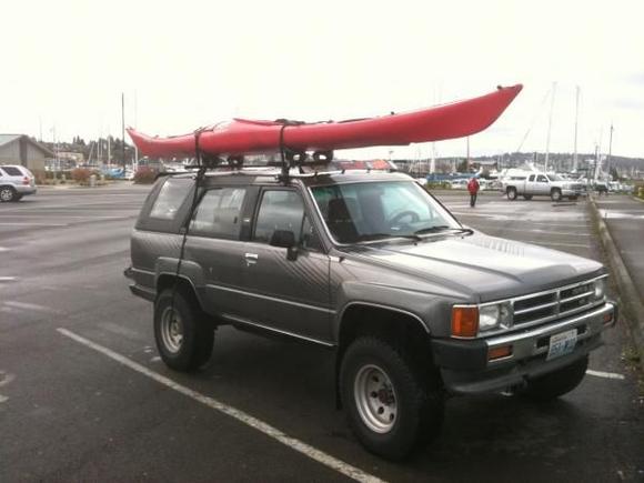 Betsy carrying the Red Raven to Port Gardner boat ramp