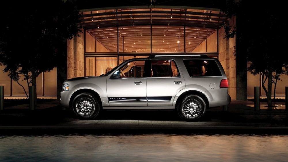 Car Spy Shots News Reviews And Insights