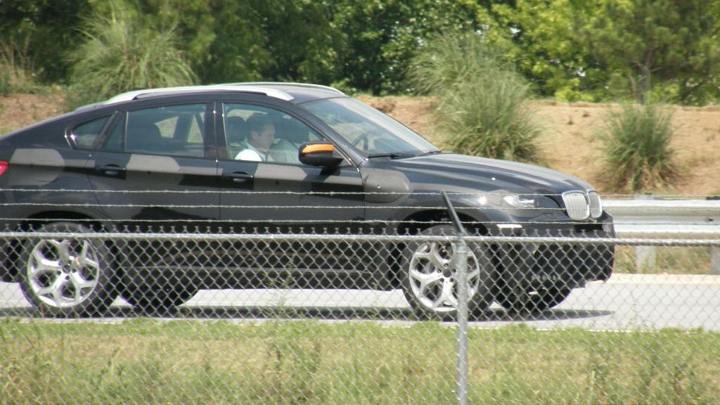 2010 BMW X6 M spy shots
