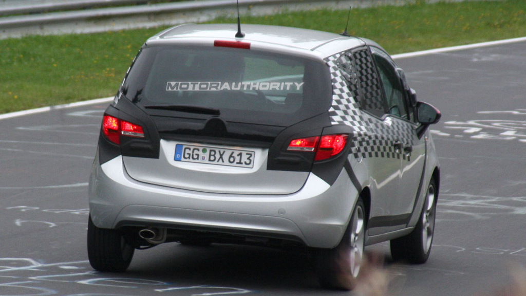 2010 Opel Meriva spy shots