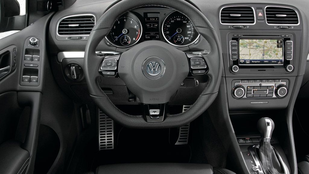2011 Volkswagen Golf R