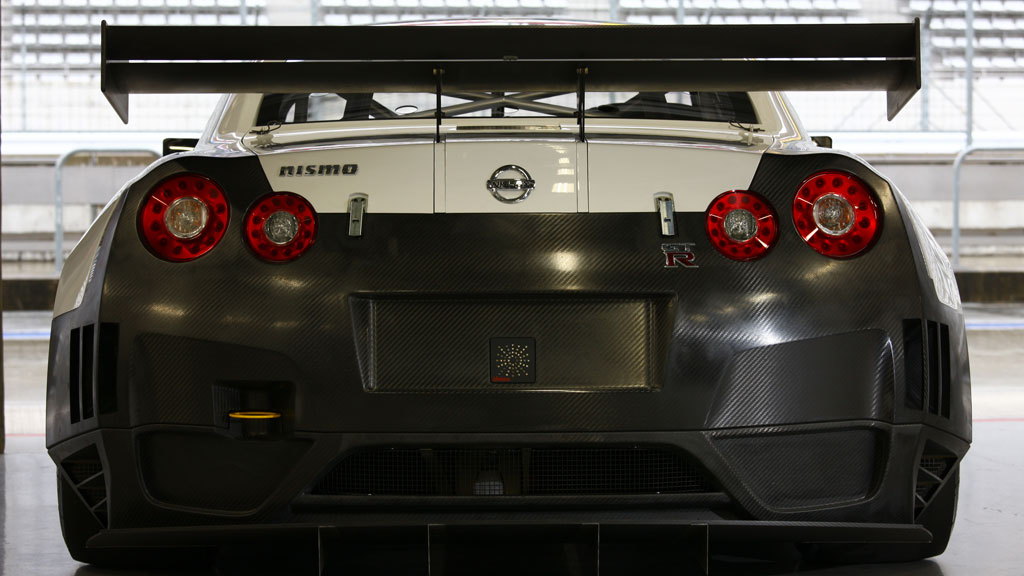 Nissan GT-R GT1 race car