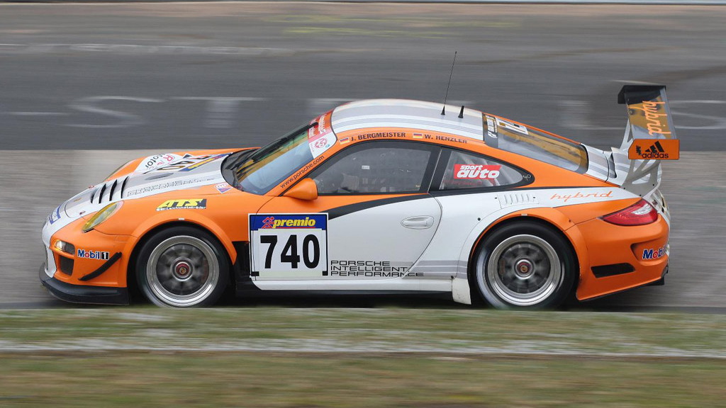 Porsche 911 GT3 R Hybrid 