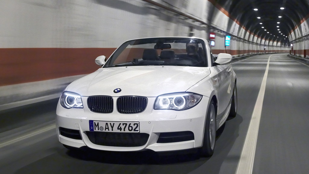 12 Bmw 1 Series Coupe And Convertible Preview