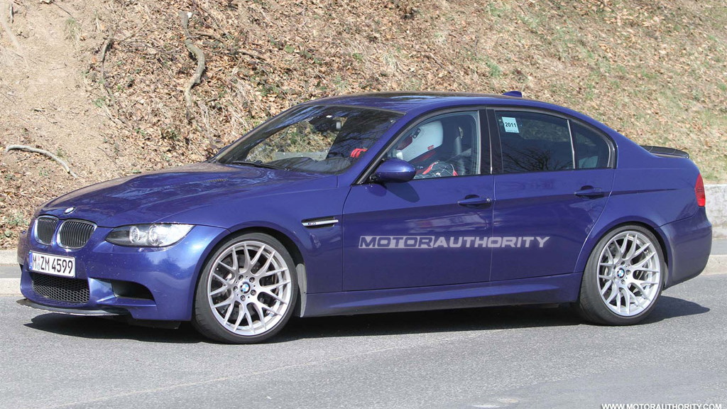 Lightweight BMW M3 Sedan spy shots