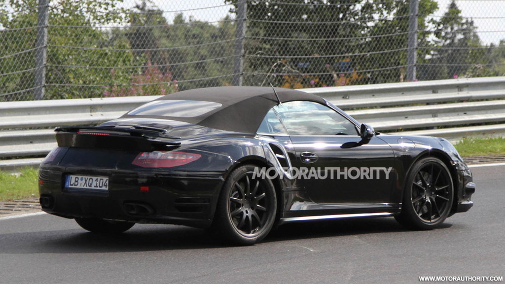 2014 Porsche 911 Turbo Cabriolet spy shots