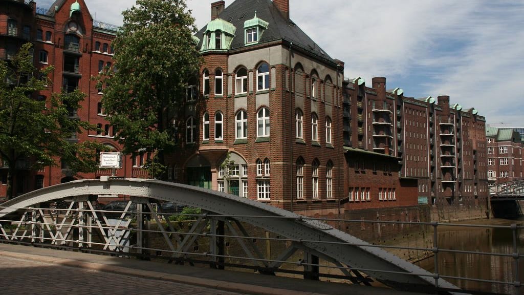Hamburg (Image: Flickr user LuxTonnerre, used under CC license)