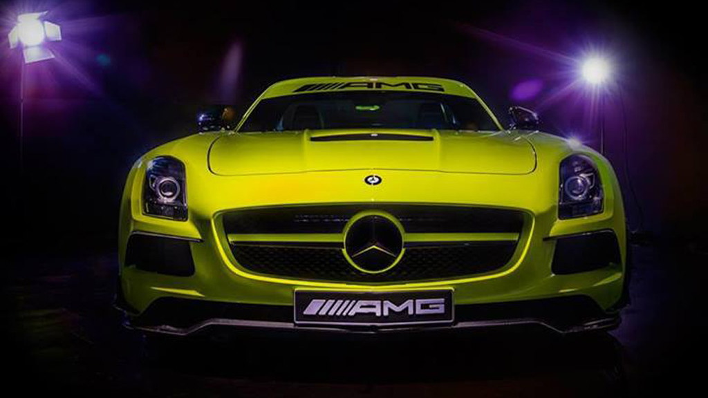 2014 Mercedes-Benz SLS AMG Black Series enhanced by the AMG Performance Studio