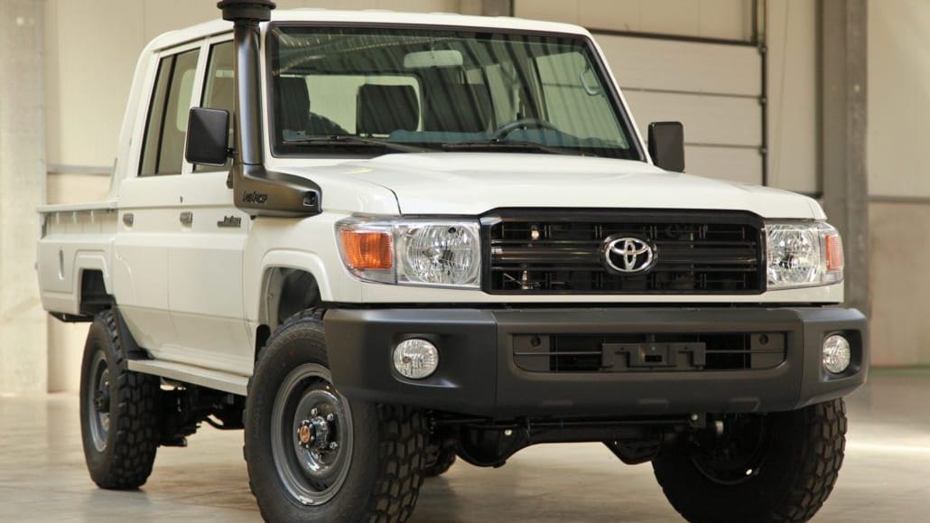 Toyota Land Cruiser 70 truck pops up on eBay