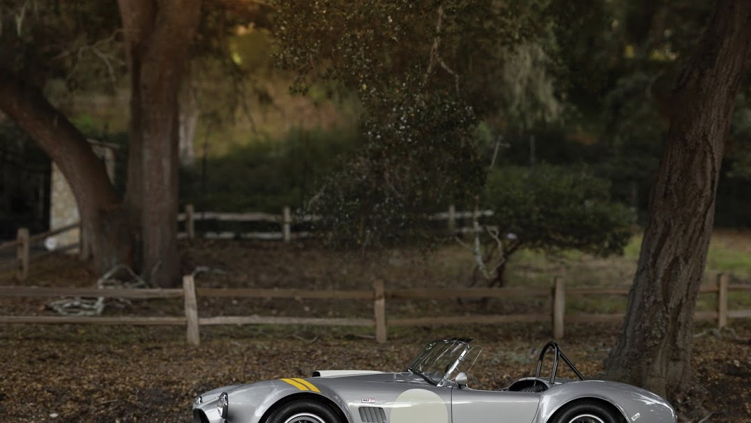 Shelby Cobra 427 is up for sale
