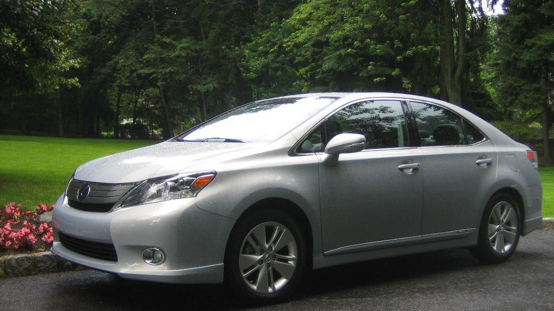 2010 Lexus HS250h - front side