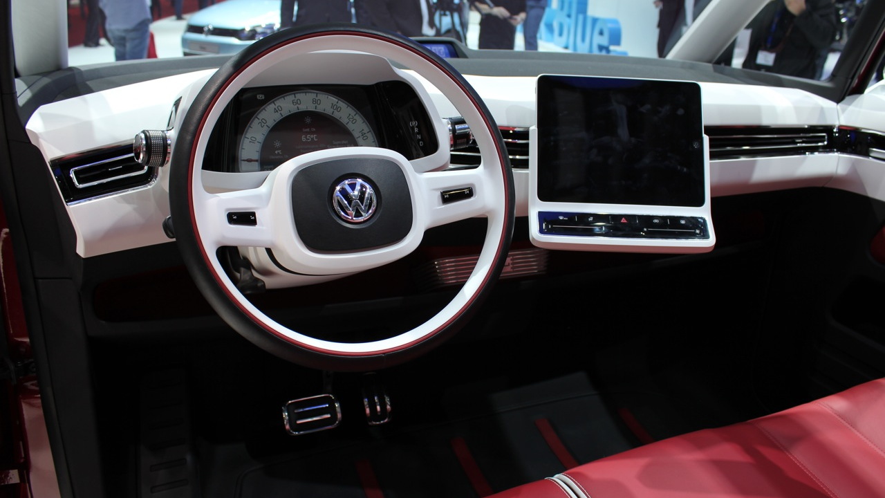 2011 Volkswagen Bulli Concept live photos