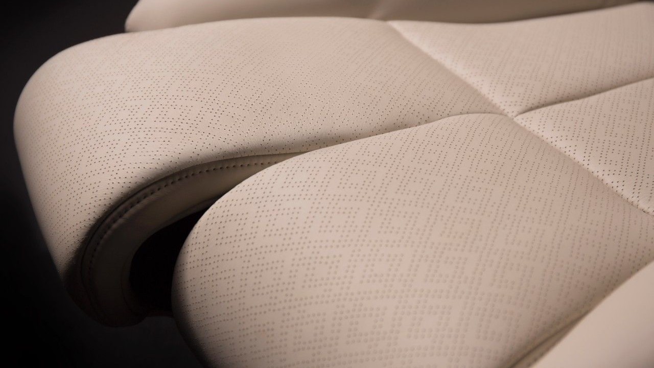 Lincoln Continental Seat