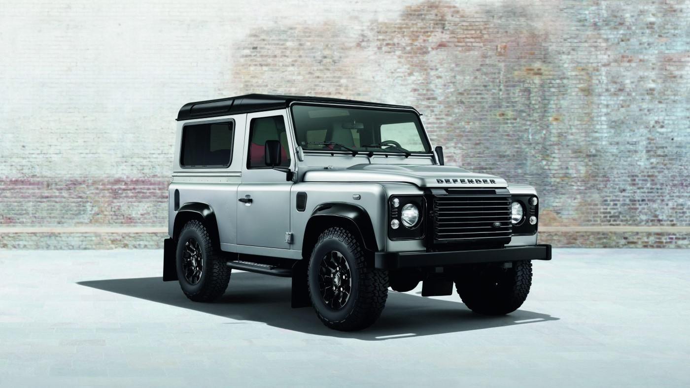 Land Rover Defender Black Pack and Silver Pack