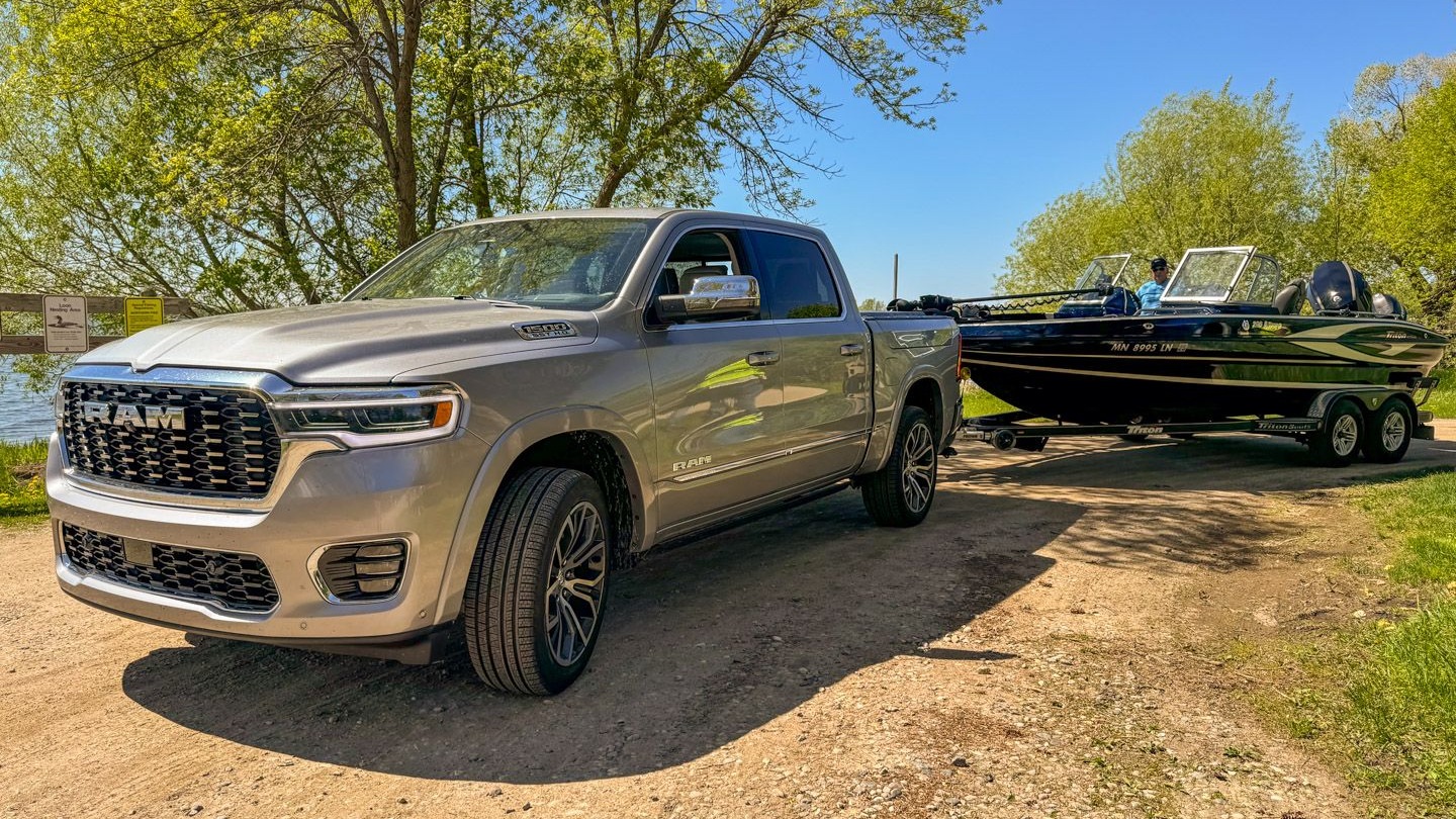 2025 Ram 1500 Tungsten towing