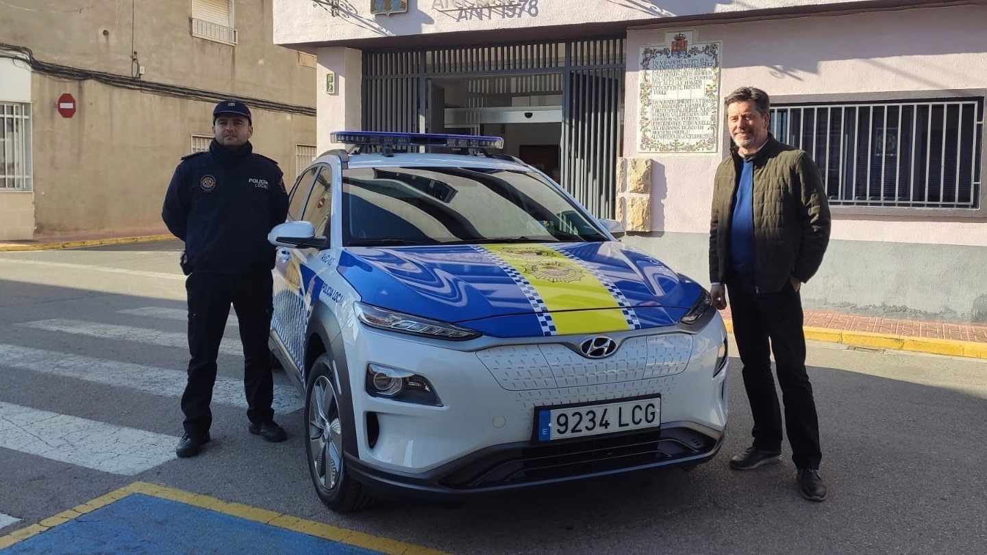 Hyundai Kona Electric police car in Spain
