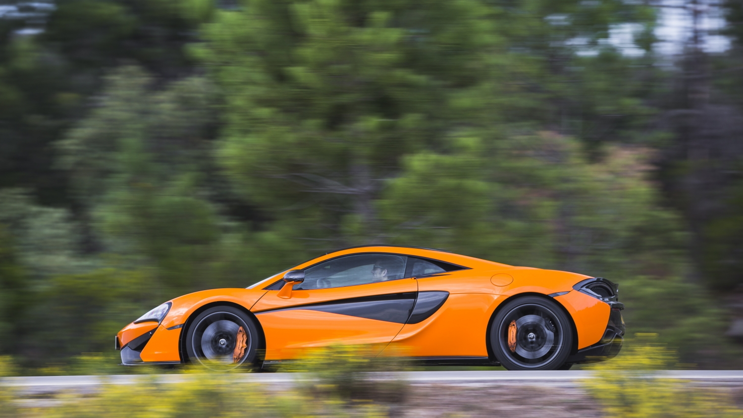 MCLAREN 570s оранжевый