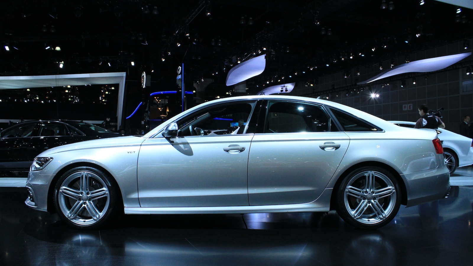 2012 Audi S6 live photos