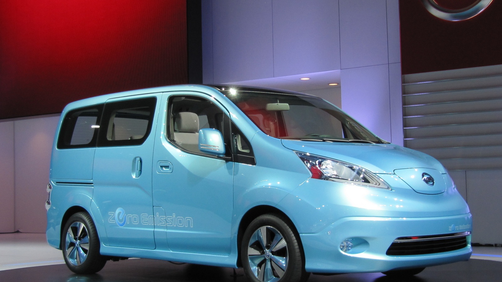 Nissan e-NV 200 Concept electric minivan, 2012 Detroit Auto Show