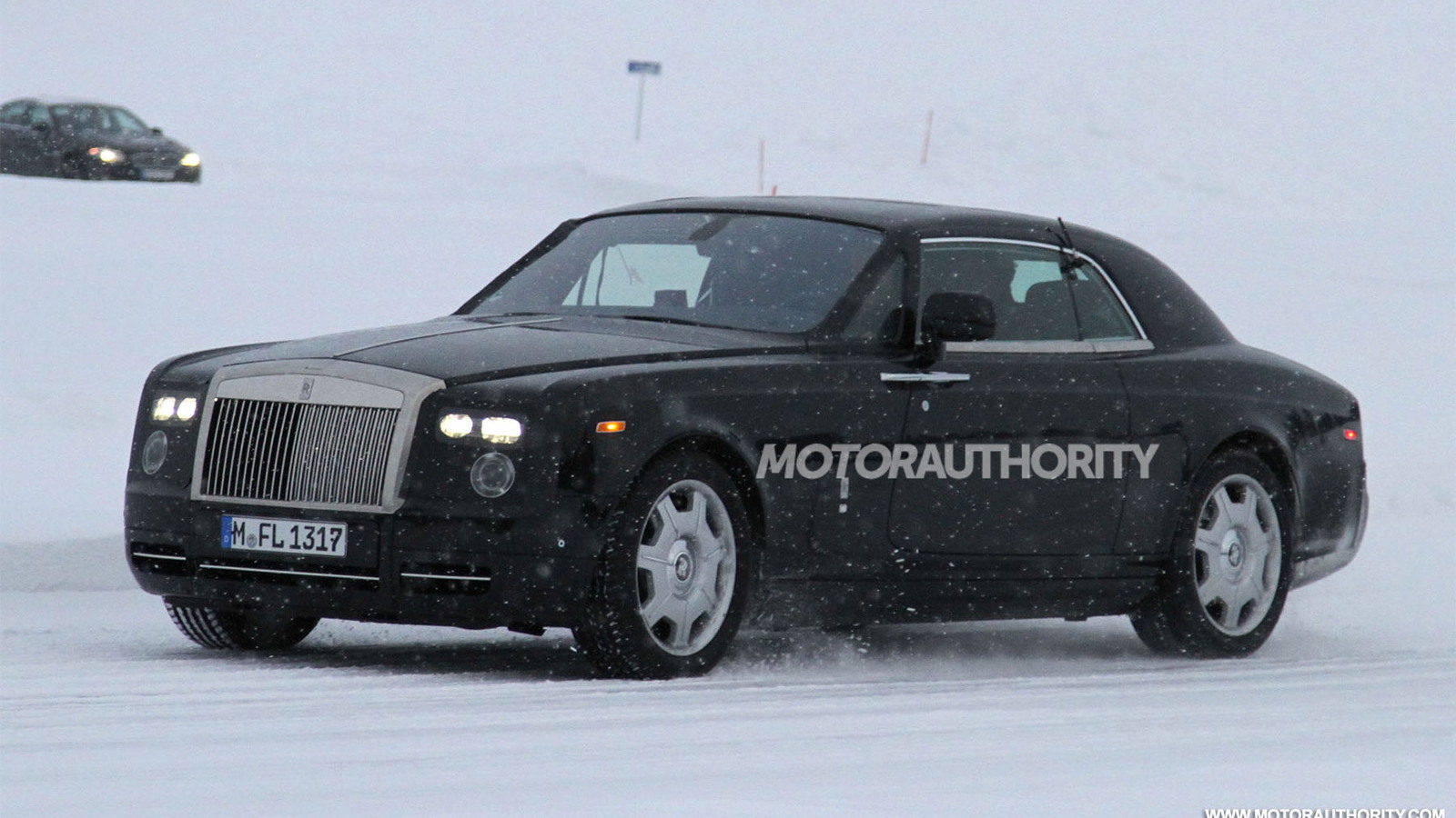 2013 Rolls-Royce Phantom Coupe facelift spy shots